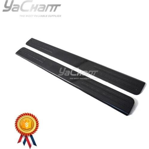 Car-Styling Dry Carbon Fiber Plain Carbon Weave 2015-2019 F488 GTB & Spider Kick Panel Door Sill without Letters