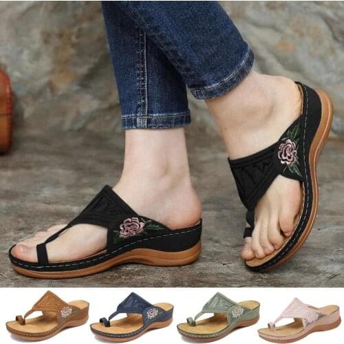 2021 Womens Shoes Sandals Summer Beach Flip Flops Casual Slippers Fashion Wedge Heels