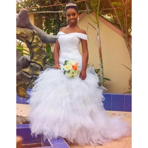 African Women Long off Shoulder Beaded Wedding Dresses White Lace Up Back A-Line V-Neck Vintage Bridal Gowns Custom Made