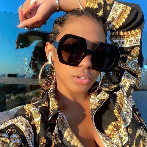 QPeClou 2020 New Vintage Oversized Polygon Sunglasses Women Brand Designer Fashion Big Frame Sun Glasses Female Show Shades