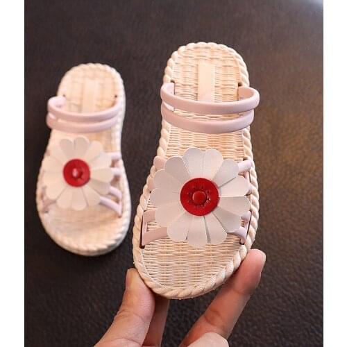 Girl Slippers Fashion 2021 Summer New Anti Slip Shoe Lovely Flowers Beach Sandals For Children Claquette Enfant Girls Sandalias