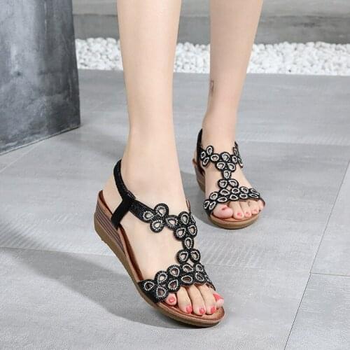 GUCHIYULAN Women's Shoes With A Strap