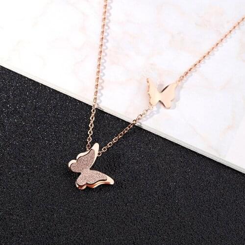Korea Fashion Cute Butterfly Pendant Clavicle Chain Lady Gold/Silver Personalized Necklace Jewelry Gift Wholesale