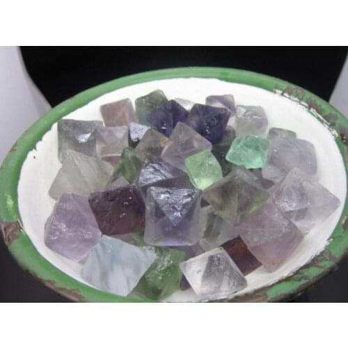 Natural crystal colorful fluorite crystal stone nunatak granule crystal healing wholesale