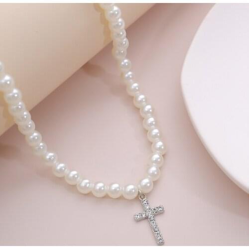 Vintage Pearl Necklace Crystal Cross Rhinestone Pendant Simply Pearl Beads Cross Chokers Necklaces Women Fashion Jewelry J60E