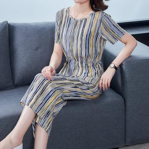 2021 Mother Summer Short Sleeve T-shirt Middle-aged Women Clothes Printing Two Pieces Pants Suits Female 2 Pieces Sets Y885