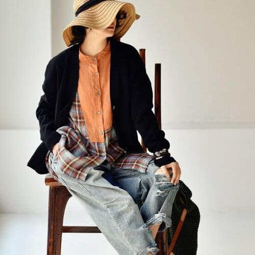 MICOCO C2020C Restoring ancient ways and art nostalgic feeling spells color grid in long standing collar cotton linen shirt