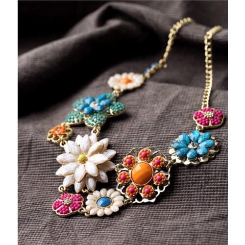 2015 New Fashion Gold Chain Choker Vintage Rhinestone Bib Statement Necklaces & Pendants Women Jewelry Gift Flowers Necklaces