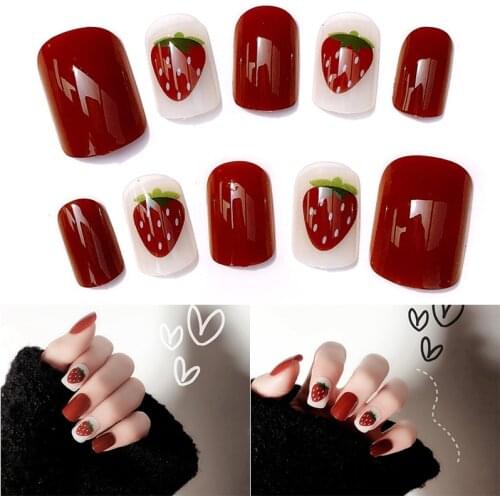 24pcs Fashion Acrylic Fake Nails Tips Strawberry Pattern Decorated for Fashion Nail Art Accessories