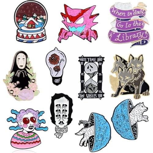 Pins Enamel Crystal ball book Hourglass Light bulb Wolf Dog Fixed Stride across Edgar Allan Brooch badge for women Jewelry gift