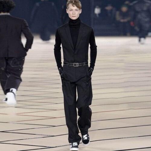 Spring And Autumn Europ New Mens Jumpsuit Suits Loose Sleeveless Male Fashion Show Trousers Pants Suit Plus Size Overalls M-4XL