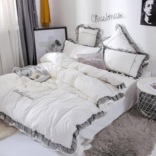 White Bedding Set With 1Quilt Cover +1Bed Sheet + 2 Pillowcases 4pcs Lace Edge Duvet Cover for Girls Queen/King Size Bed Linen