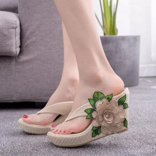 2021 New Summer Womens Fashion Slippers Light Wedge High Heels Female Wedges Slides Slip On Leisure Flip Flops H0154