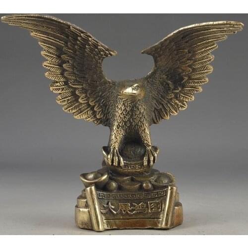 Chinese Vintage Brass Handwork Hammered Wealth Succeed Eagle Statue Garden Decoration Brass Bronze