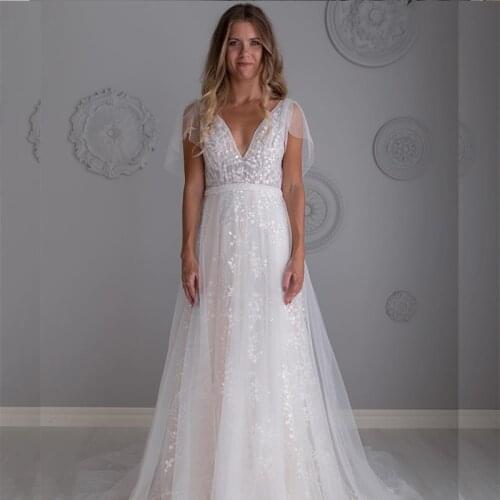 2021 Boho Wedding Dress Lace V-neck Low Back Short Sleeve Bridal Gowns A-Line Backless Sweep Train Tulle Lace Women Gorgeous