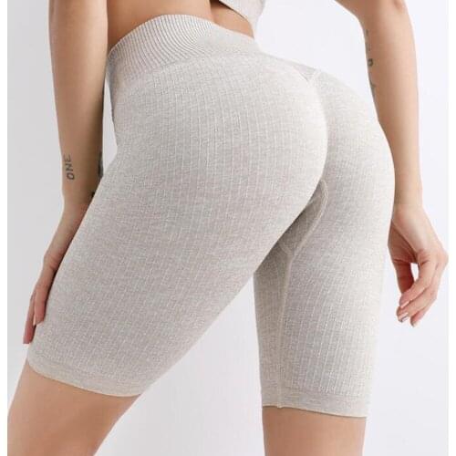 Seamless Sports Shorts Gym Yoga Shorts Fitness Gym Leggings High Waist Womens Cycling Shorts Push Up Yoga Pants Workout Clothes