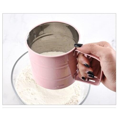 Hand-operated flour sieve Baking tool Semi-automatic handheld flour sieve Hand-pressed flour sieve kitchen tools accessories