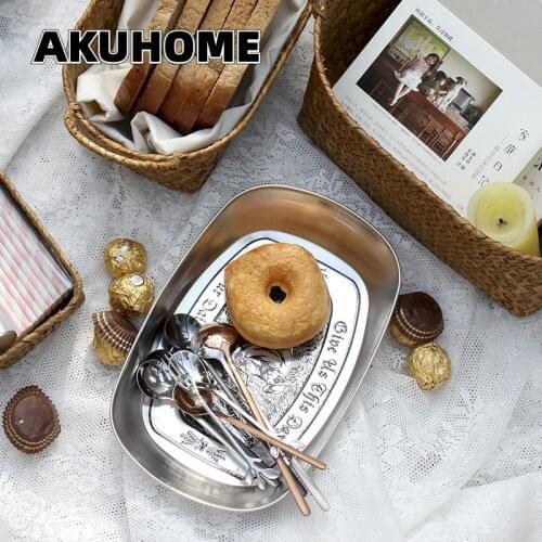 European-style Retro Iron Plate Boat-shaped Fruit Plate Tinplate Small Tray Fruit Plate Retro Metal Snack Plate Dessert Plate