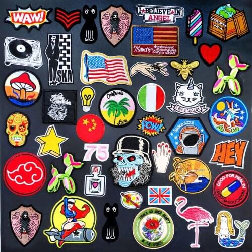 Honeybee Popsicle Light Bulb HEY DIY Iron-On Patch For Clothing Embroidered Sewing Applique Woven Badge Hand Dog