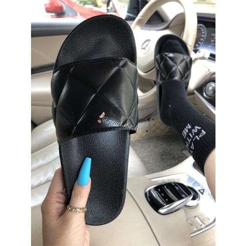 Ladies Fur slippers Women shoes Outside shoes designer slippers women famous brands Comfortable Faux Fox fur Winter slippers