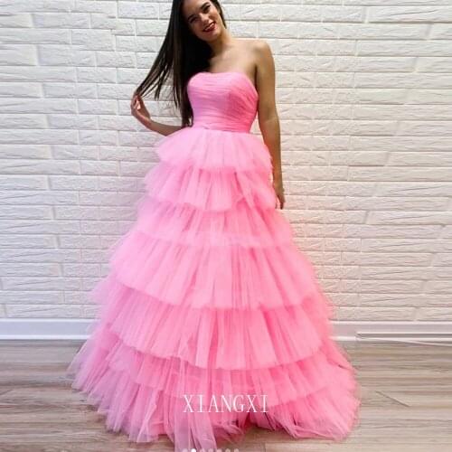 Belle robe de bal rose 2020 longue jupe à plusieurs niveaux de bal Tulle sans bretelles cou robe de gâteau robes formelles