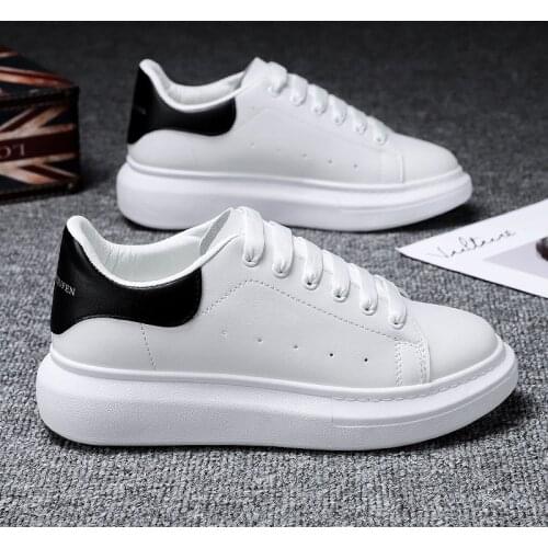 Dating with feet Men's Shoes