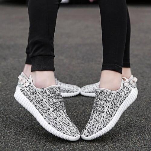 Light Weight Couple Running Shoes Outdoor Female Sports Shoes Breathable Mesh Women Athletic Training Footwear Size 35-48