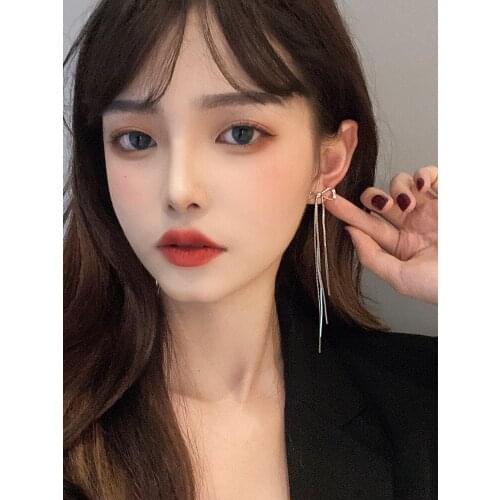 2021 Fashion Tassel Earrings Female Simple Bbow Stud Earrings All-match Sweet And Lovely Heart-Shaped Elegant Women Earrings