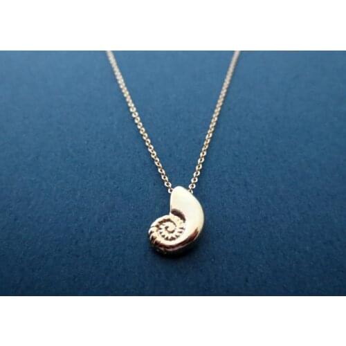 Seashell Ariel Voice Shell Necklace Spiral Swirl Sea Snail Ocean Beach Conch Lucky amulet animal charm pendant Necklaces jewelry