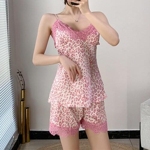 Sexy Womens Pajamas Suit Leopard Print Suspender Shorts Two-Piece Set Summer Ice Silk Female Home Wear With Chest Pad Gather