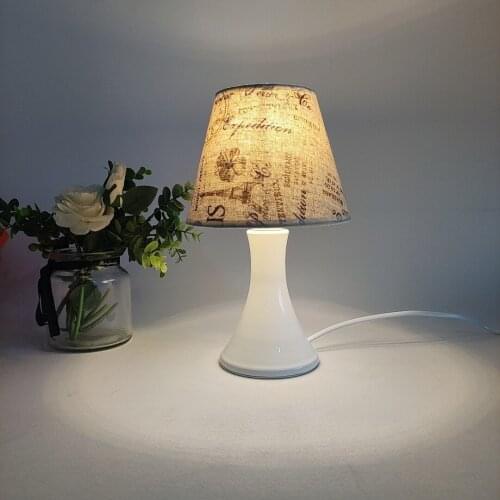 2021 xianfan new white Simplicity Mini desk lamp with metal paint base vintage night lights rustaurant table lamps work lamps