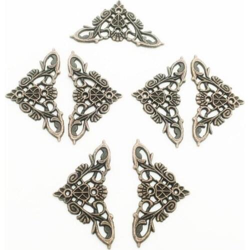 10PCS 35X35mm Vintage Metal Corners For Books Scrapbooking Photo Albums Menus Corner Protectors Metal Crafts DIY Ornament SC142
