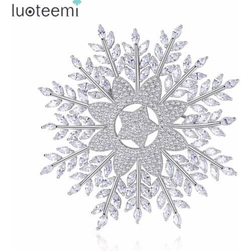 LUOTEEMI Excellent Good Superior Exceptional Snowflake Shape Clear Brooch Shiny Copper Cubic Zirconia AAA Fit For Young Women