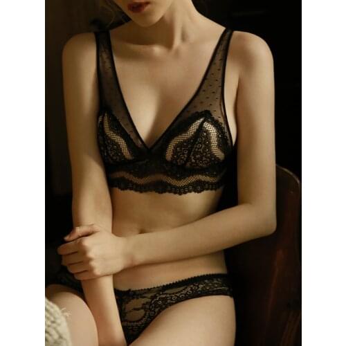 Wriufred Sexy no steel ring underwear female thin sponge lace bra set deep V comfortable non-exciting bra and briefs sets
