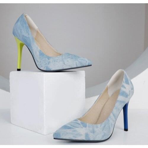 Spring and Autumn Shallow Mouth with A Pointed Set Footprint Flowers Womens Shoes 4-5