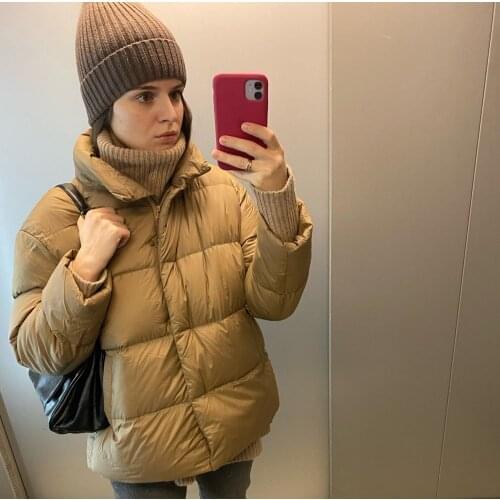 2021 New Autumn Winter Ultra Light 90% White Duck Down Coat Slim Short Puffer Jacket Female Zipper Casual Tops Parkas