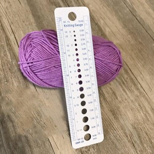 1pcs Plastic Knitting Needle Size Gauge Ruler - Inches/CM