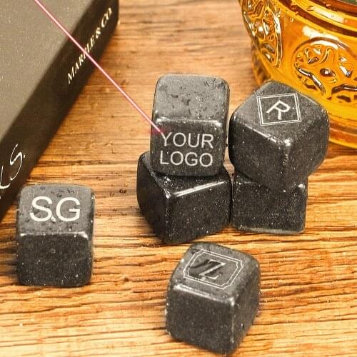 Custom Engraved Whiskey Stones Ice Cubes Natural Whiskey Rock Reusable Chilling Stones for Wine Keep Cold Bar Party Gift
