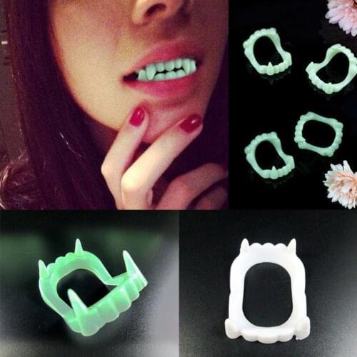 5PCS Plastic Vampire Dentures For Halloween Party Decorations, Cosplay Scare Toys, And Costumes For Cosplay Performances