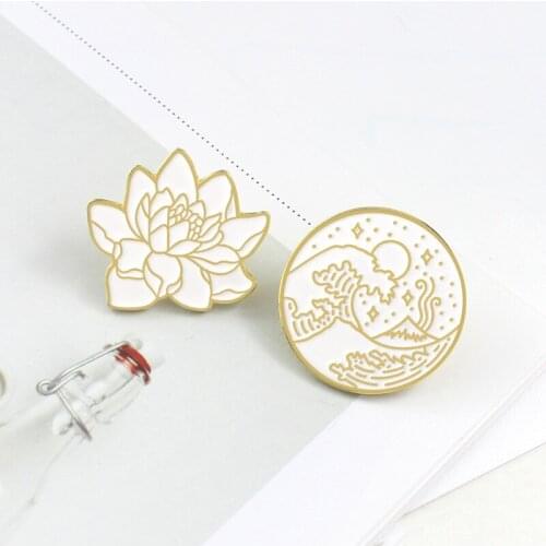 Fashion Creative Ukiyo-e Wind Lotus Spray Combination Badge Ins Trend Personality All-match Alloy Brooch Clothing Accessories