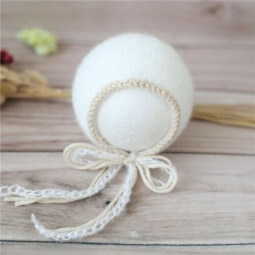White Simple Soft Mohair Hat Vintage Handmade Crochet Baby Bonnet Newborn Photography Props