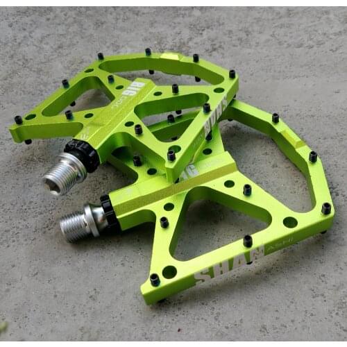 2021 Ultralight flat foot Mountain Bike Pedals MTB CNC Aluminum Alloy Sealed 3 Bearing Anti-slip Bicycle Pedals Bicycle Parts