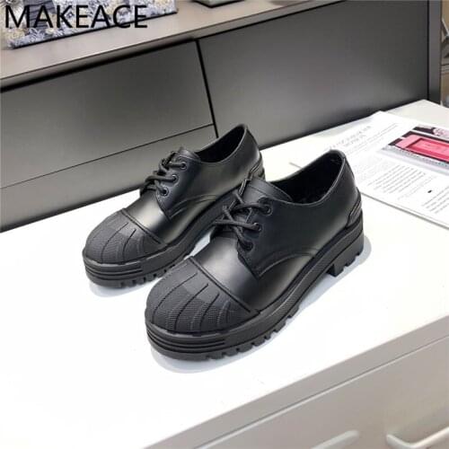 New Woman Runway Flat Platform Casual Shoes Women Round Toe Genuine Leather Lace Up Brand Sneakers British Style Walk Shoes 2021