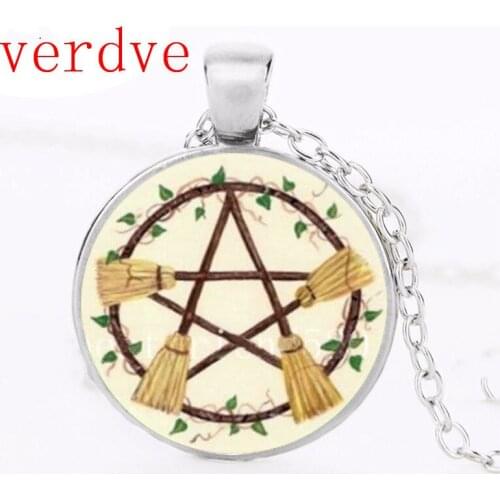 2017 New Arrival Wiccan Pendant Necklace Witchcraft Pagan Pentagram Black Black Magic Jewelry Glass cabochon jewelry