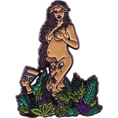Birth of Venus lapel pin goddess charm art brooch girl turn to woman mother flowers badge perfect addition
