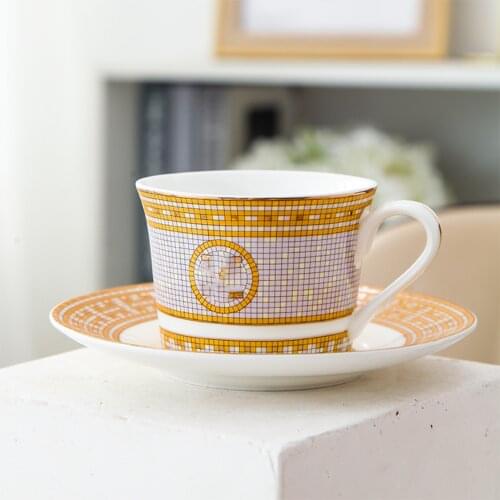 Classic European Bone China Coffee Cups and Saucers Tableware Coffee Plates Dishes Afternoon Tea Set Home Kitchen With Gift Box