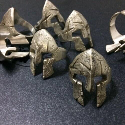 4 Color Spartan Hero Helmet Mask Rings for Men Punk Biker Helmet Jewelry Antique Rock Men Sparta Rings Party Gift