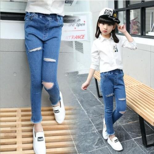 Childrens clothing 2020 spring hole girls jeans Slim children pants