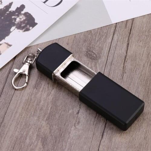 Portable Ashtray Cigarette Ashtray for Outdoor Use Ash Holder Pocket Smoking Ash Tray with Lid Key Chain for Outdoor Travelling