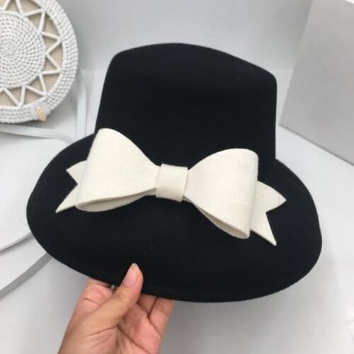 Autumn/winter 2019 French Hepburn wind show face basin of small bell type cap female wool, small gift aristocratic elegance fish